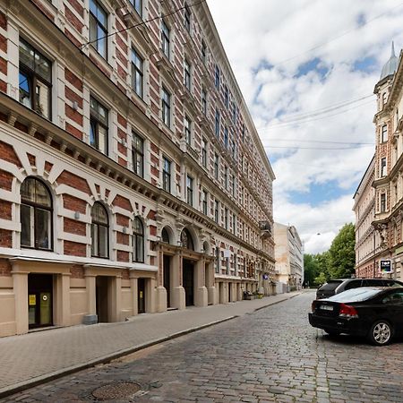 Kalnina Street Studio Apartment Riga Buitenkant foto