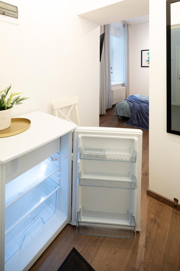 Kalnina Street Studio Apartment Riga Buitenkant foto
